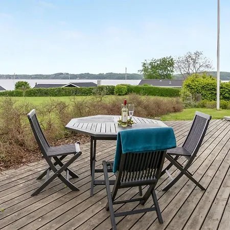 Stiane - 100m To The Fjord By Interhome Børkop